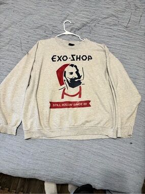 Light Gray Graphic Crewneck Sweater